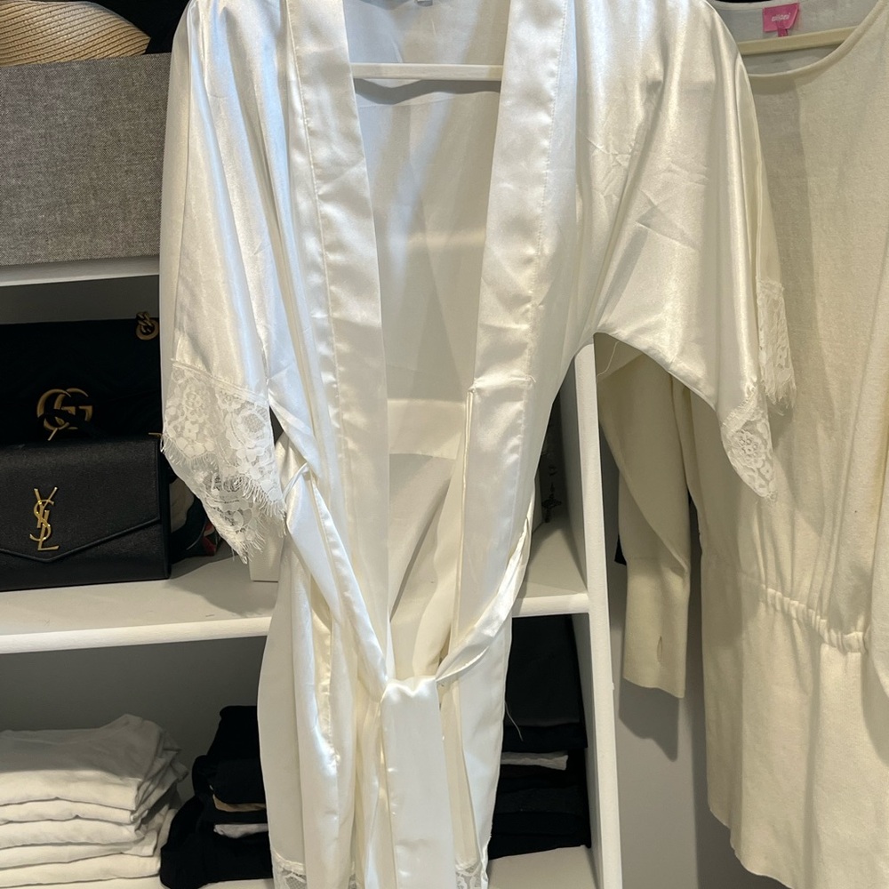 Satin Lace Trim Women's Robe - White